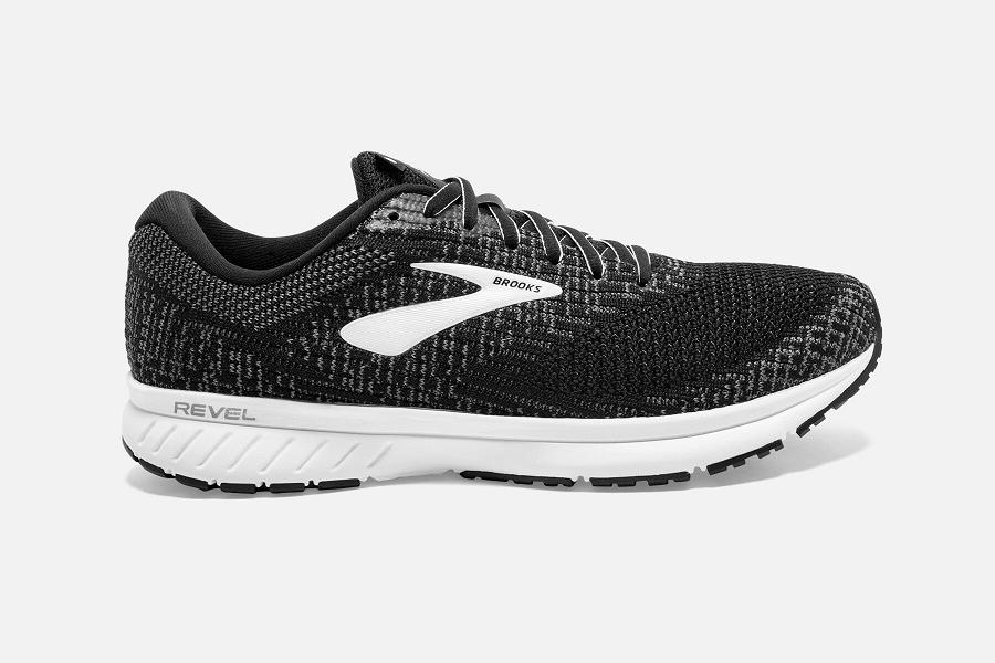 Brooks Revel 3 Men Athletic Shoes & Road Running Shoes Black OYT257980